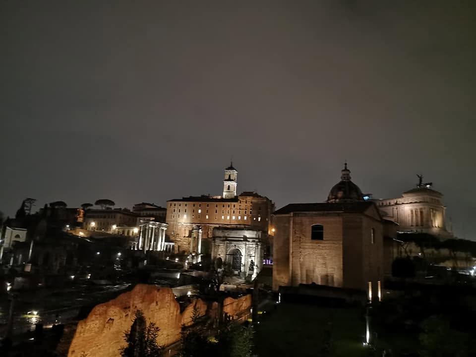 Historic interior of San Lorenzo in Miranda Rome